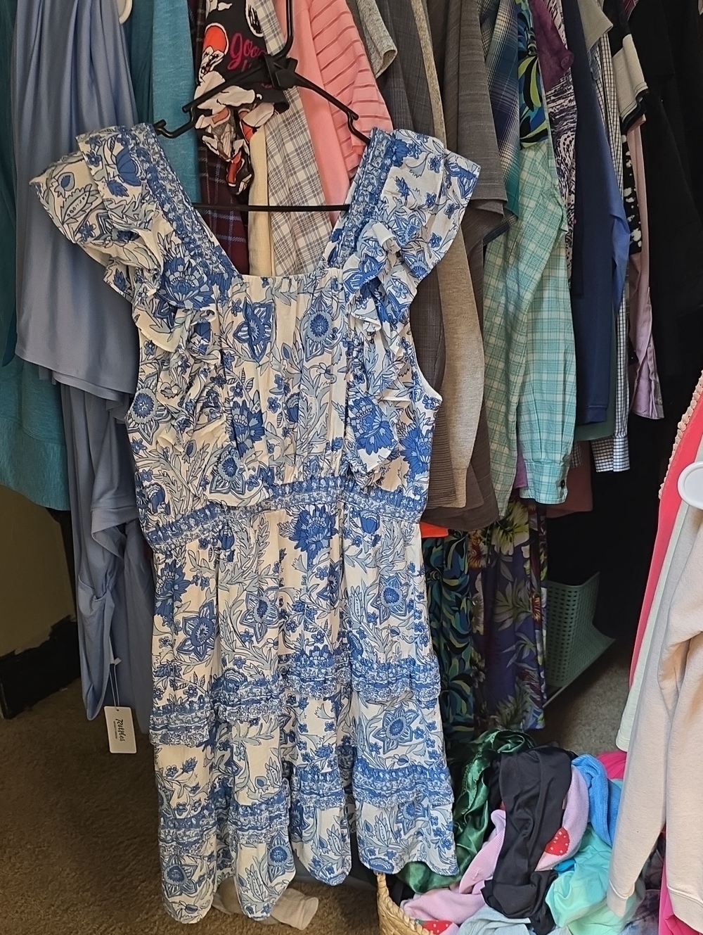 Floral Blue and White Womans Dress - Picture 10 of 10
